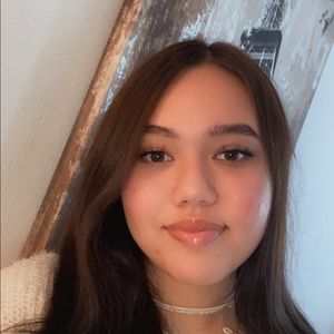 Meet your Posher, Haylee